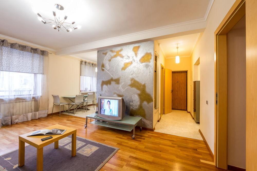 Hostel Kreschatik Kiev Ngoại thất bức ảnh