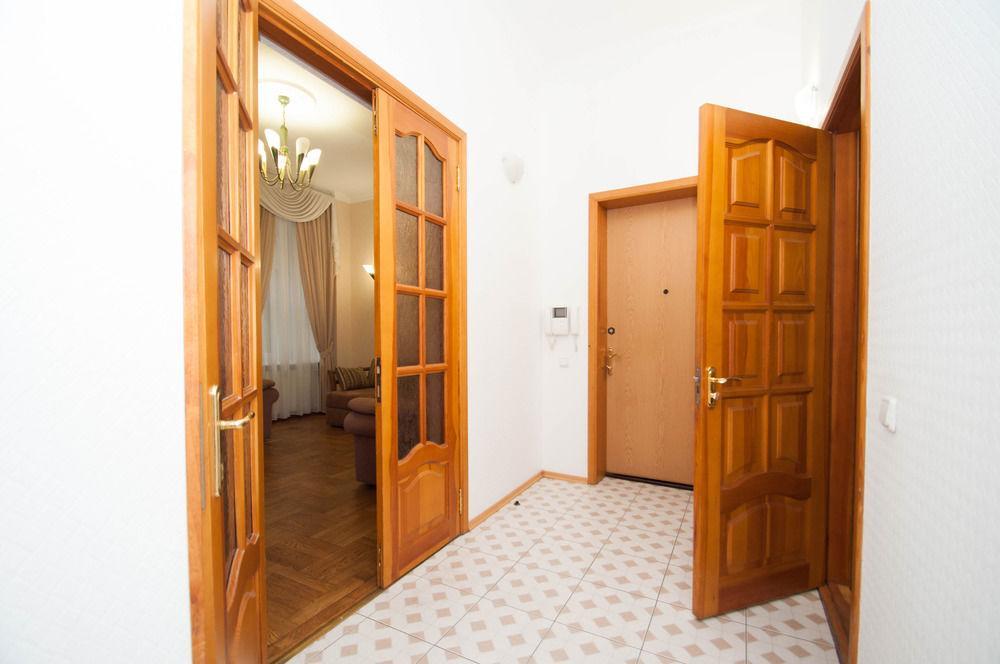 Hostel Kreschatik Kiev Ngoại thất bức ảnh