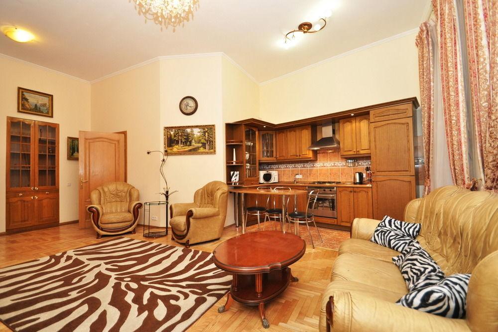 Hostel Kreschatik Kiev Ngoại thất bức ảnh