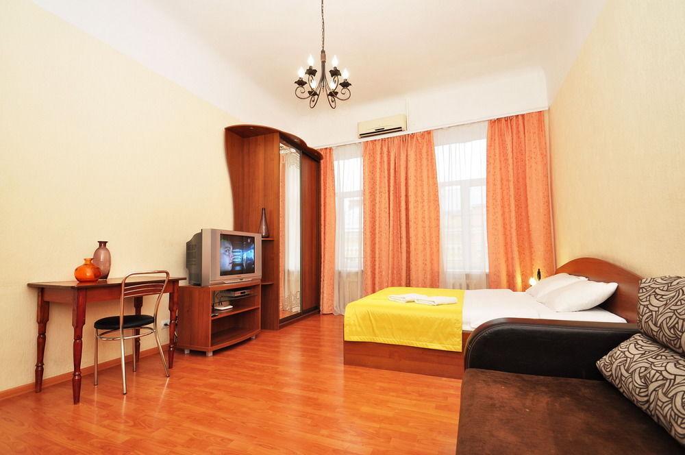 Hostel Kreschatik Kiev Ngoại thất bức ảnh