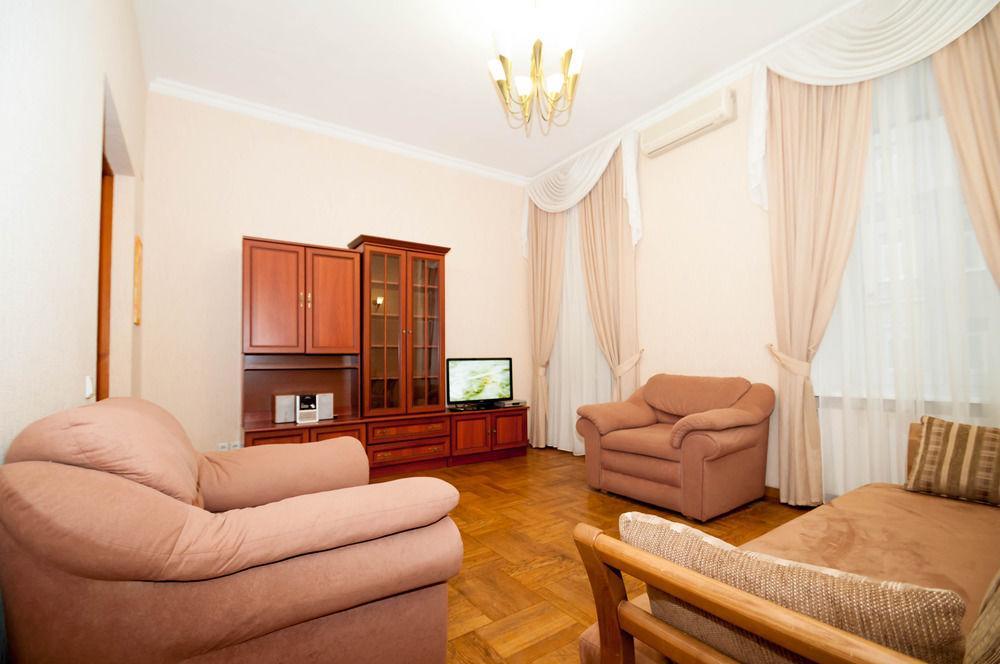 Hostel Kreschatik Kiev Ngoại thất bức ảnh