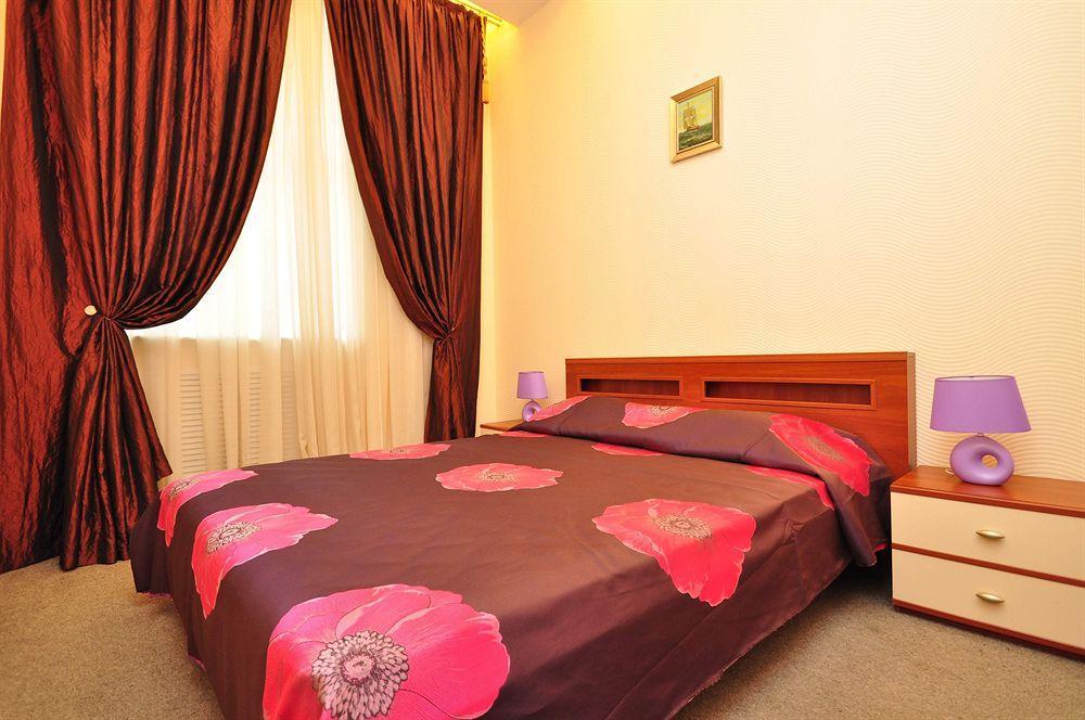 Hostel Kreschatik Kiev Ngoại thất bức ảnh