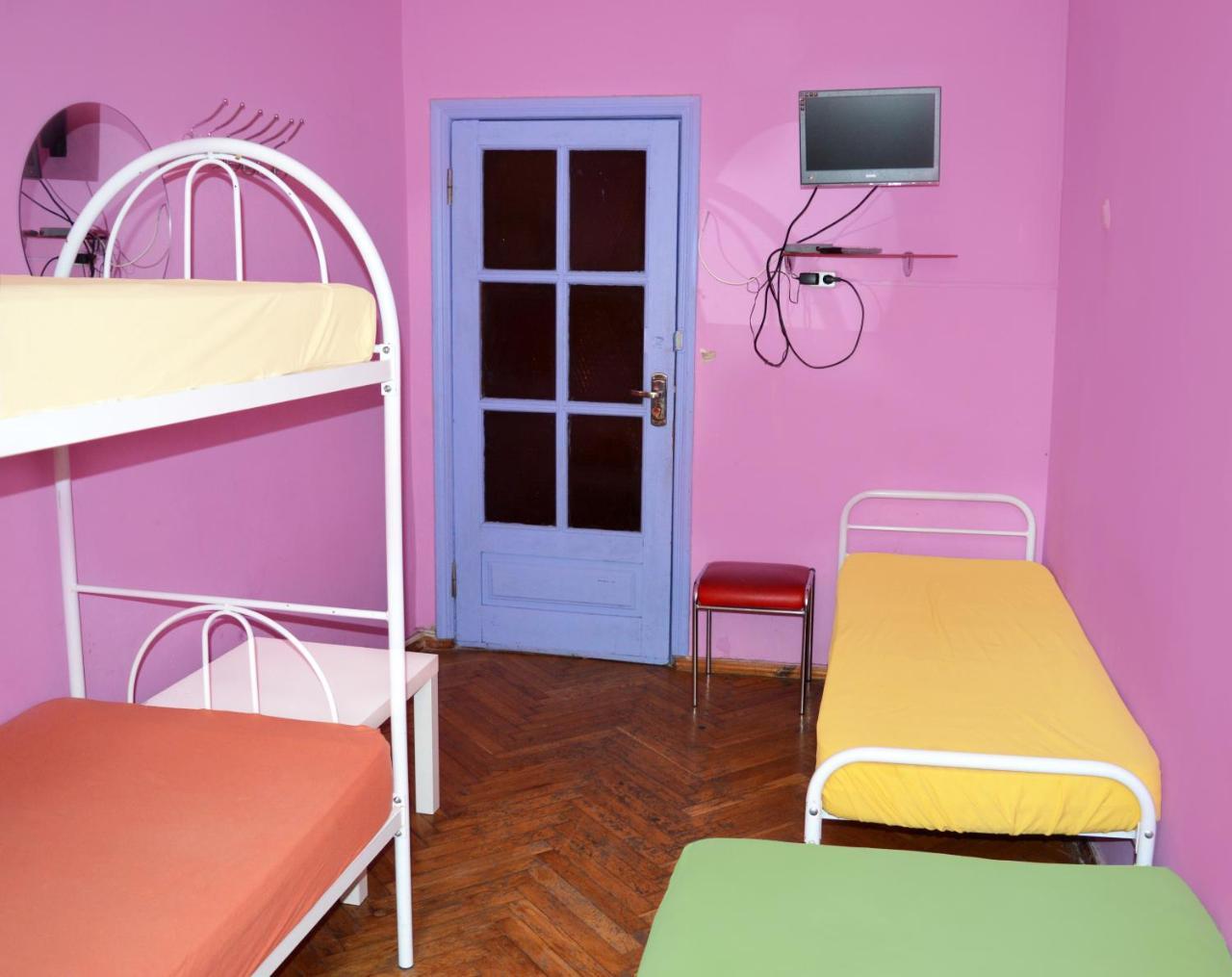 Hostel Kreschatik Kiev Ngoại thất bức ảnh